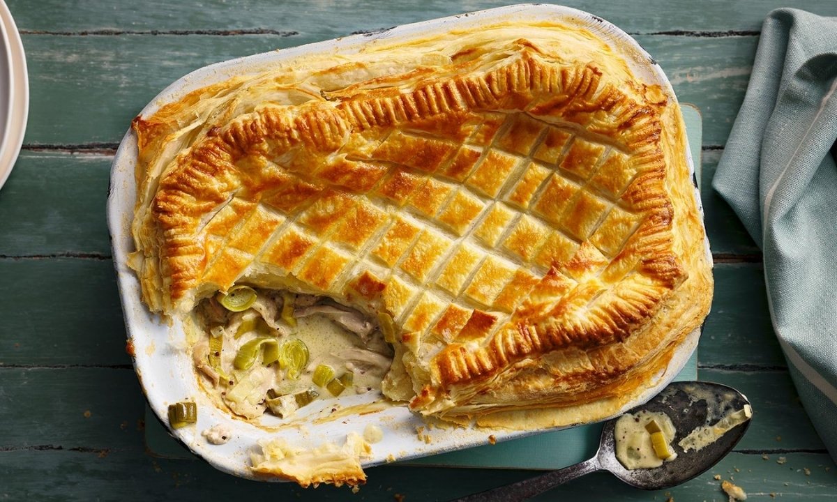 bladerdeeg-kippen-en-preiovenschotel-recept