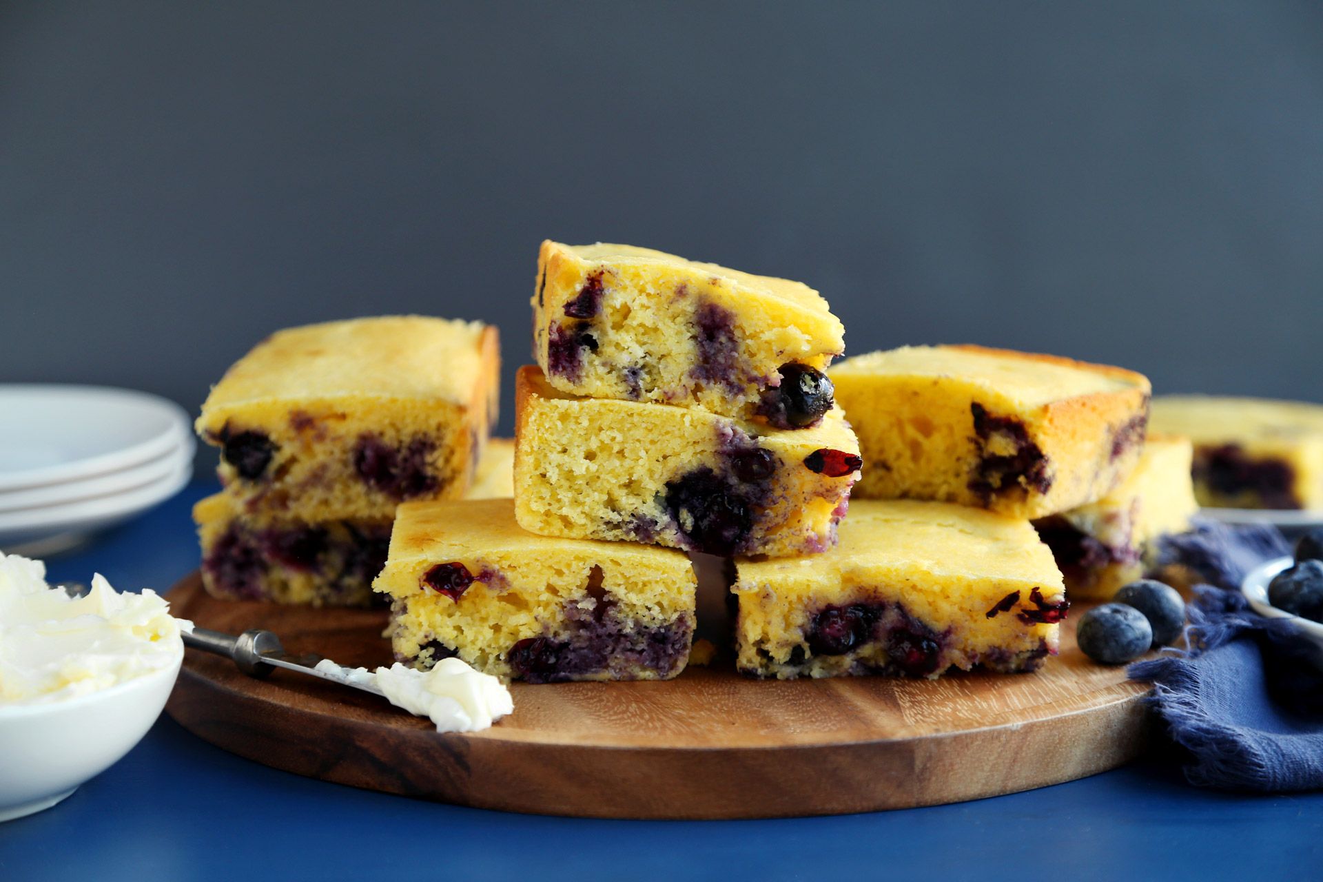 blauwe-bessen-cornbread-recept