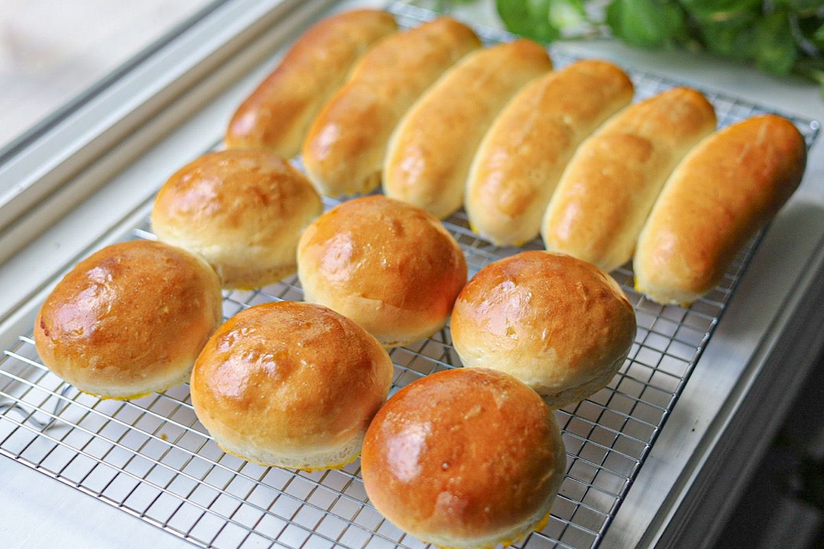 burger-of-hotdog-broodjes-recept