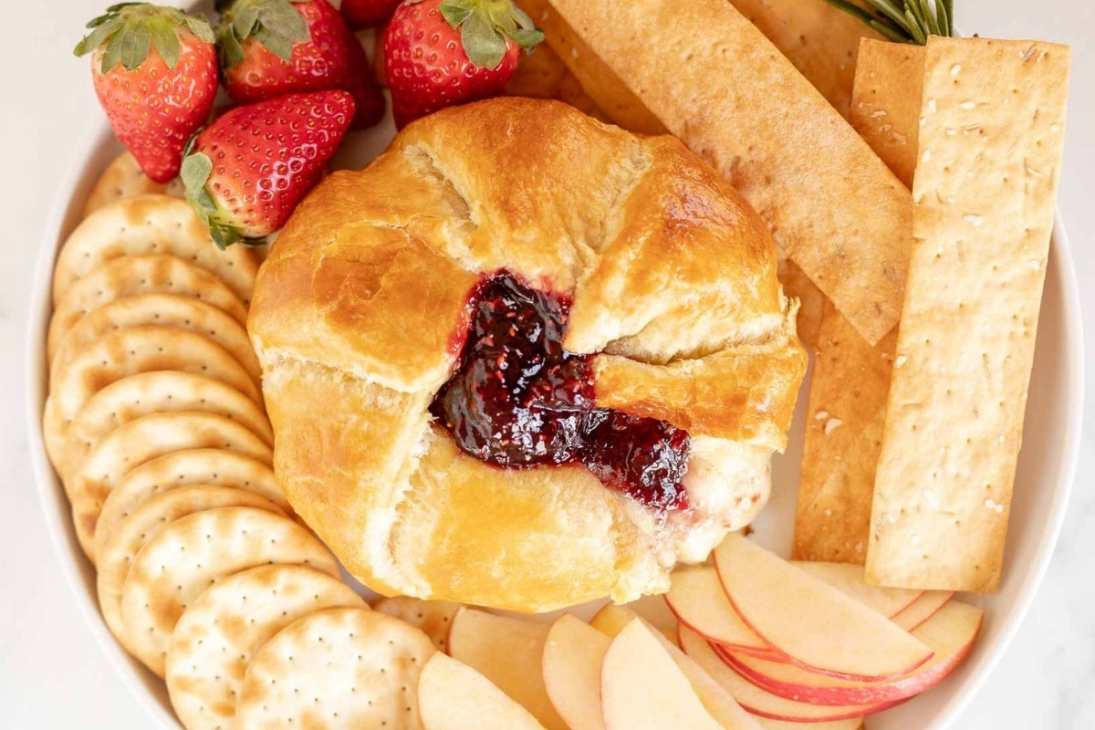 gebakken-brie-in-bladerdeeg-recept