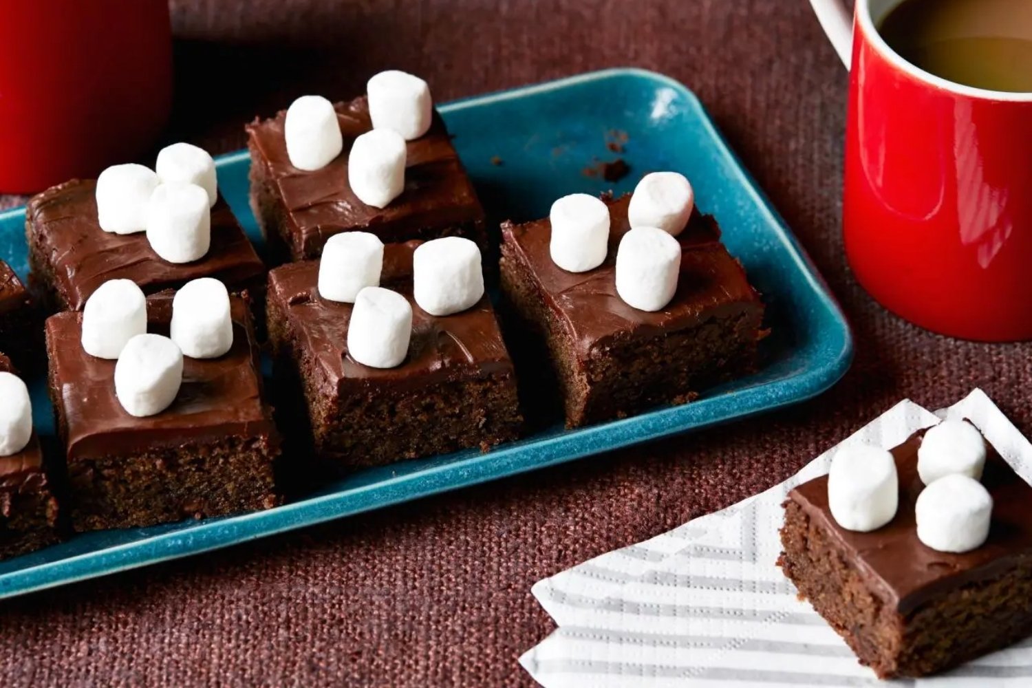 heerlijke-chocolade-brownies-met-marshmallows-recept