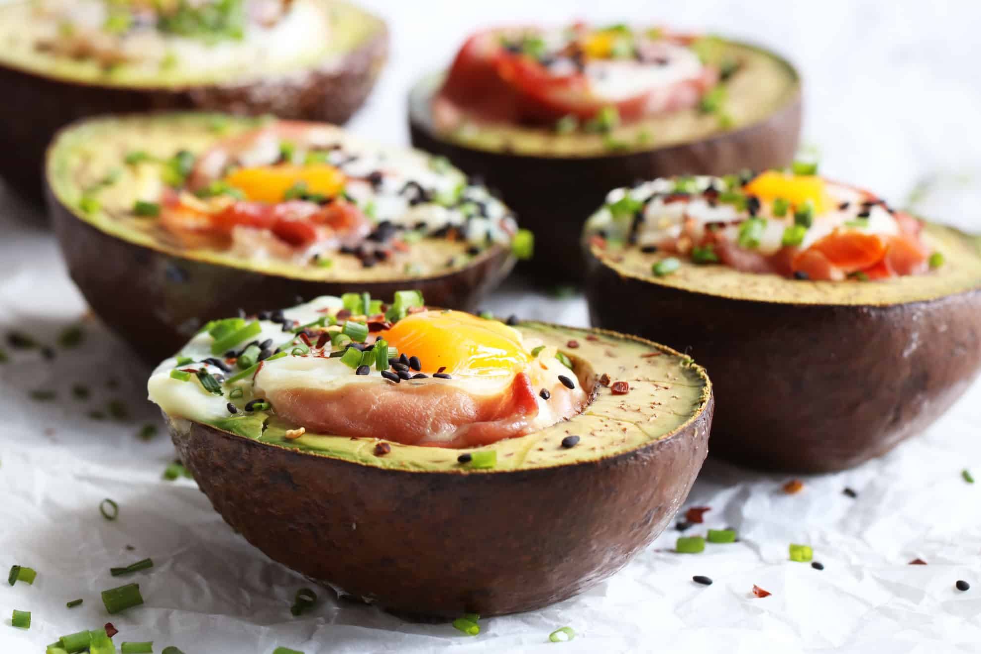 paleo-gebakken-eieren-in-avocado-recept