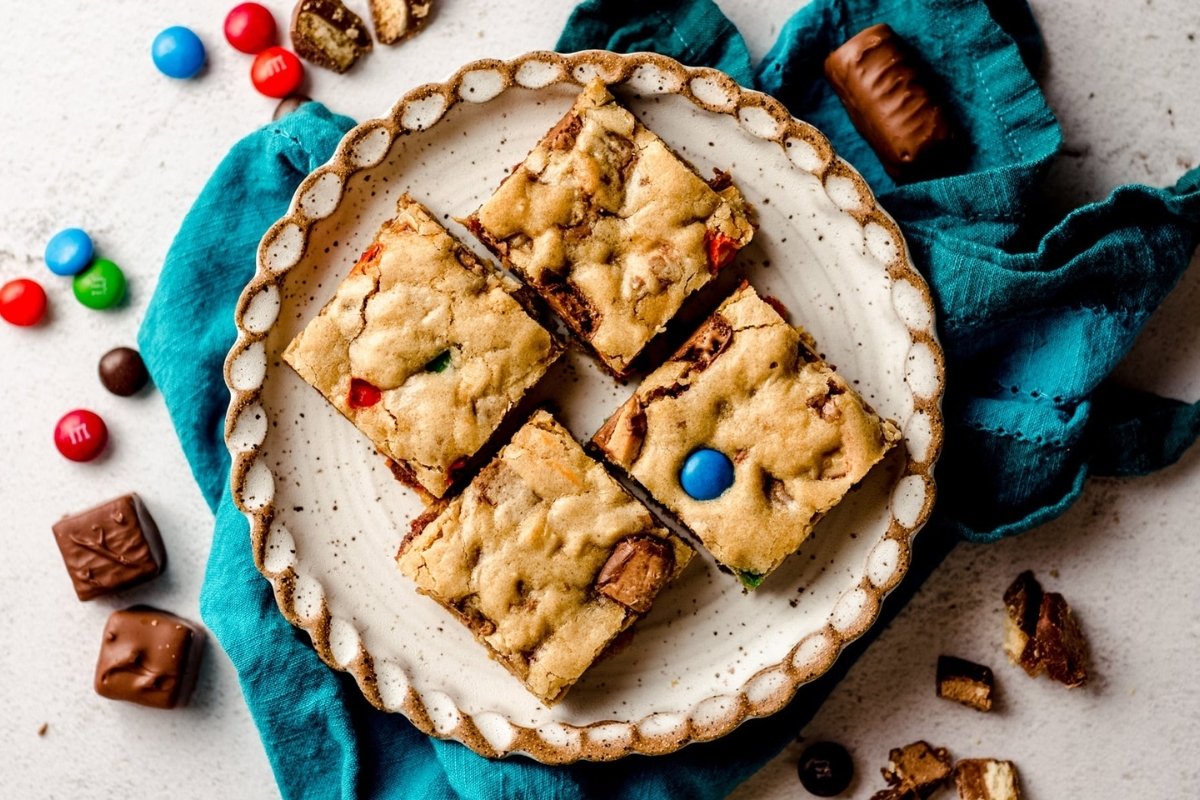 restjes-halloween-snoepreep-blondies-recept