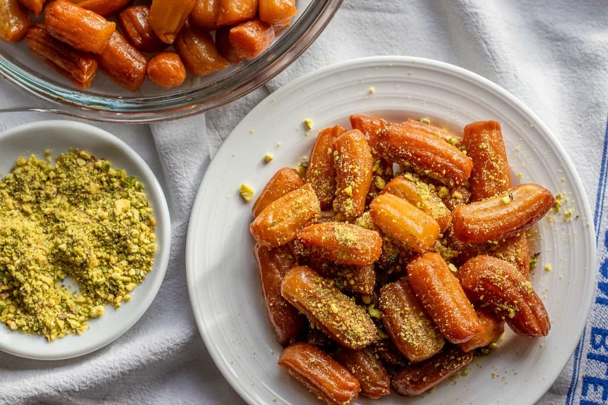 tulumba-diepgefrituurde-gebak-met-siropen-recept