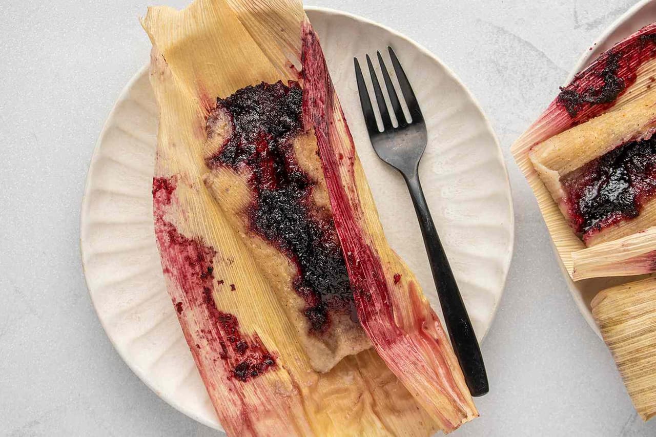 zoete-amandel-tamales-met-banketbakkersroom-recept